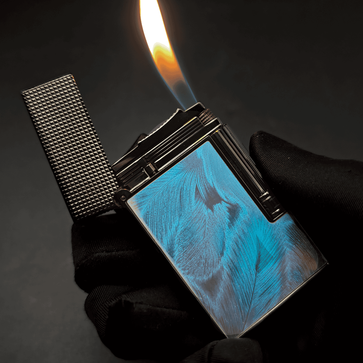 KELEISI Ethereal Feather Lighter