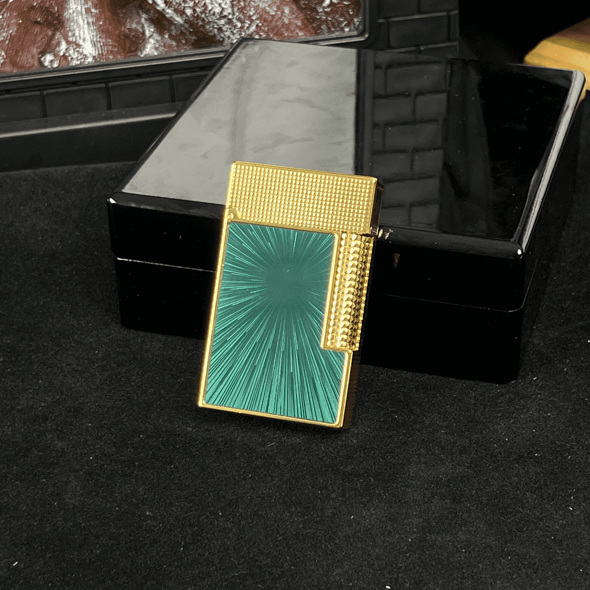 Calories Starlight Sapphire Lighter