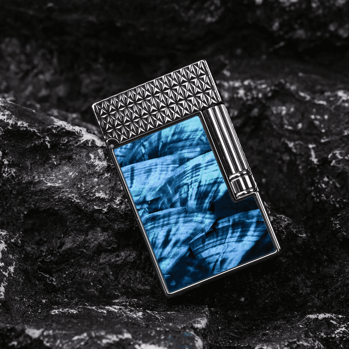 Calories Moonlit Shell Lighter